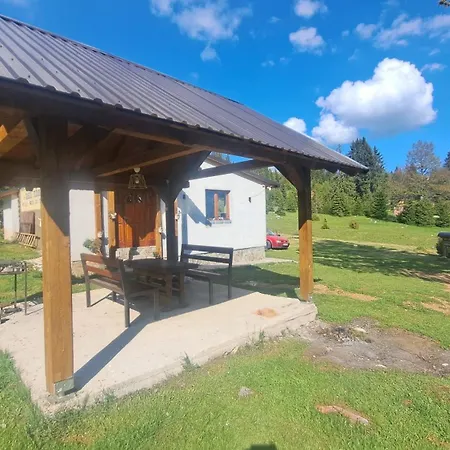 Planinska Kuca Bajni בקתה *