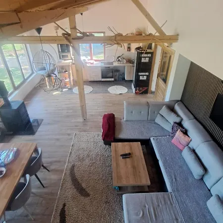 Planinska Kuca Bajni * Vlajsovici